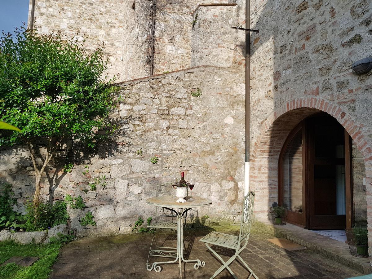 Guest House Il Giardino Colle di Val d'Elsa Exterior foto