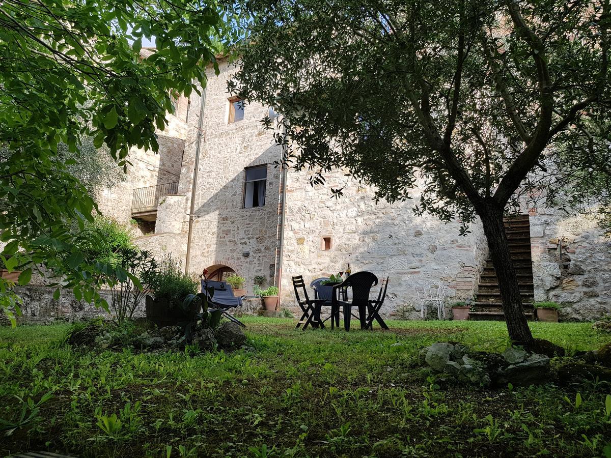 Guest House Il Giardino Colle di Val d'Elsa Exterior foto
