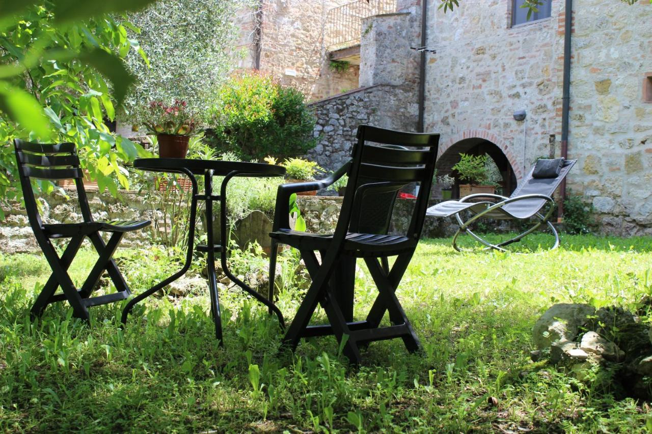Guest House Il Giardino Colle di Val d'Elsa Exterior foto